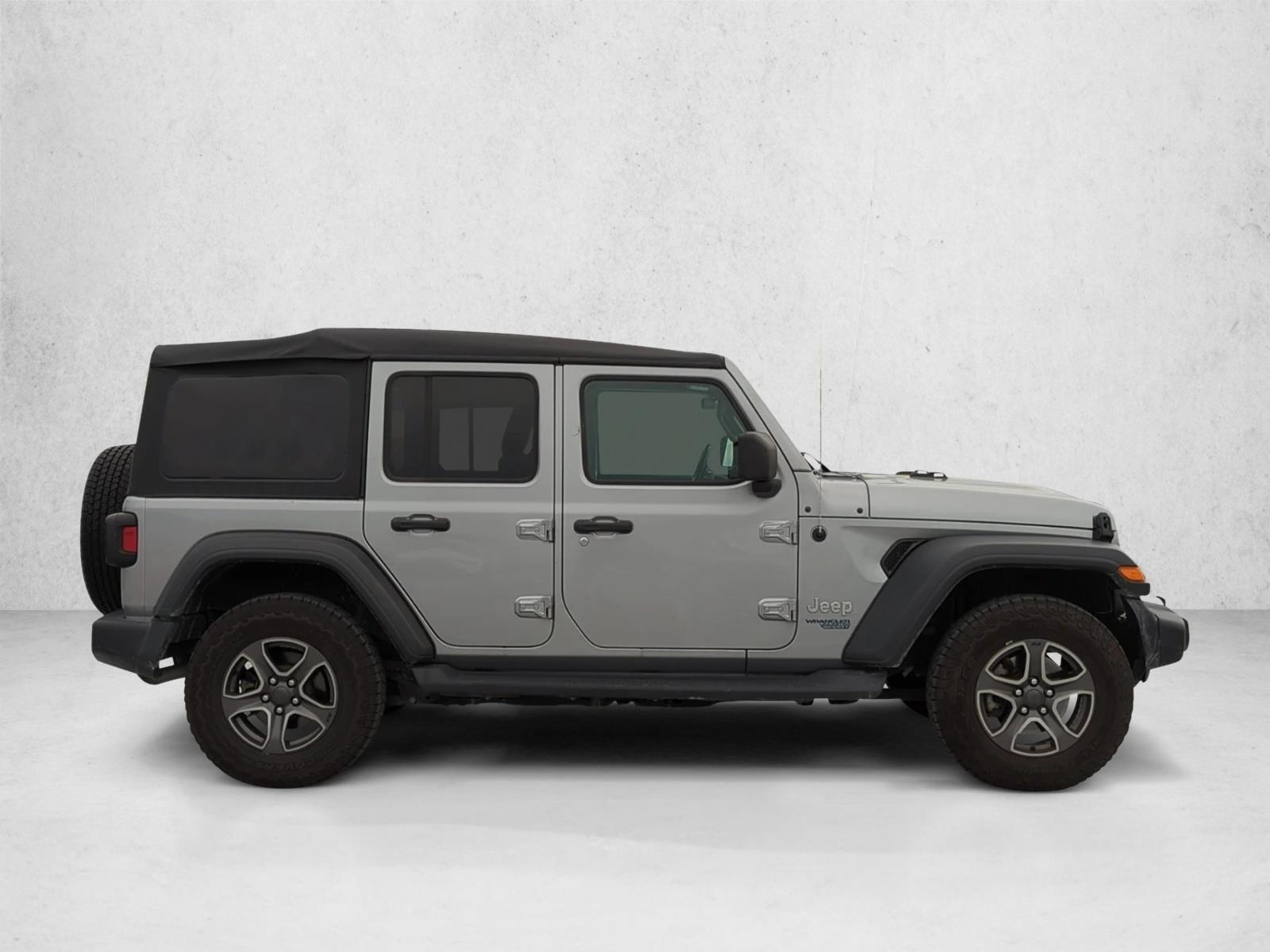 2018 Jeep Wrangler Unlimited Sport S photo 4