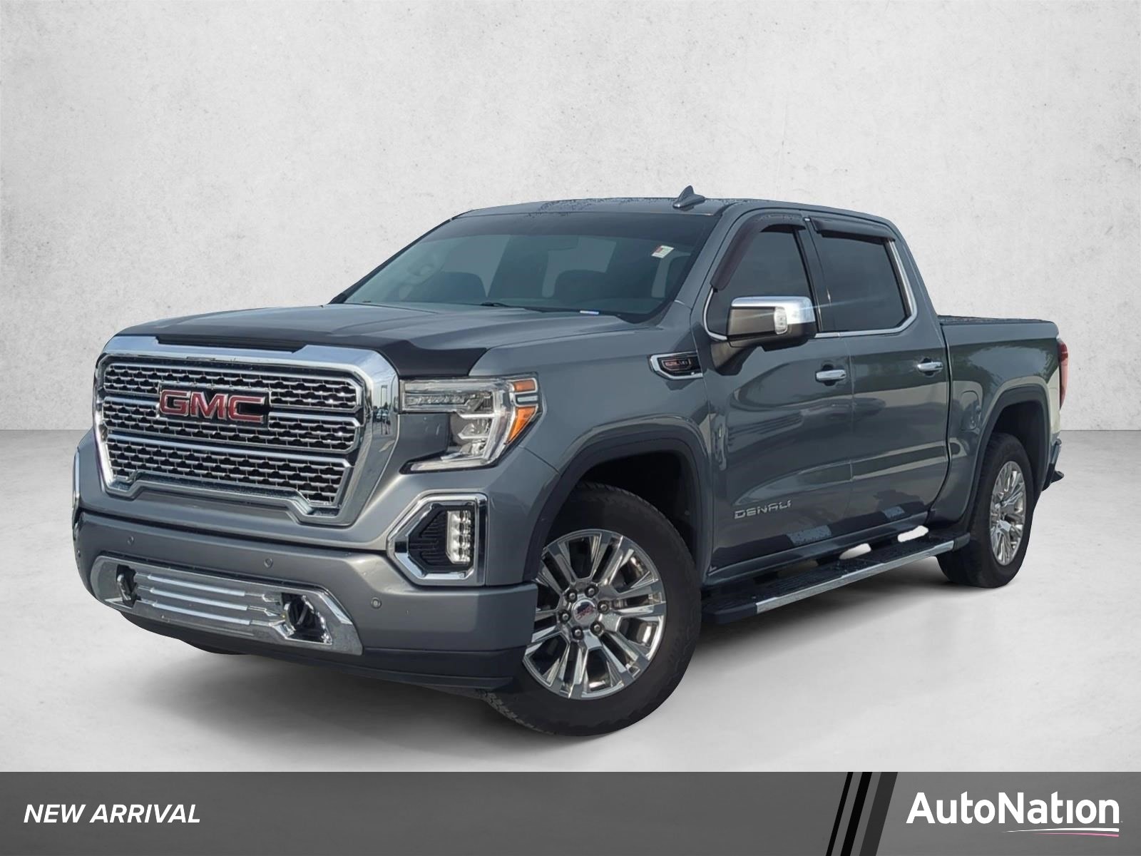 2020 GMC Sierra 4WD Crew Cab Short Box Denali's photo