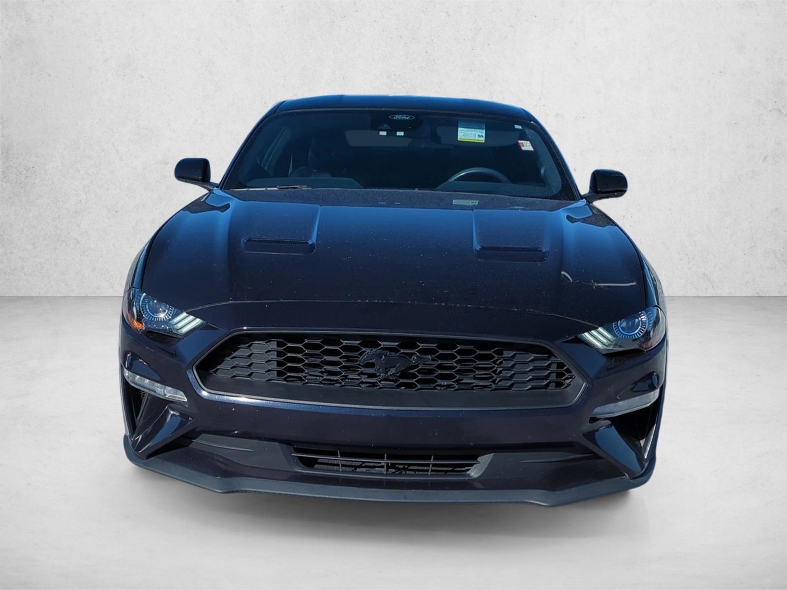 2022 Ford Mustang EcoBoost Premium photo 2