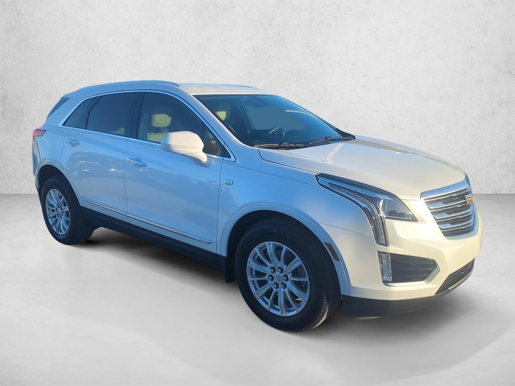 Used 2018 CADILLAC XT5 Base SUV