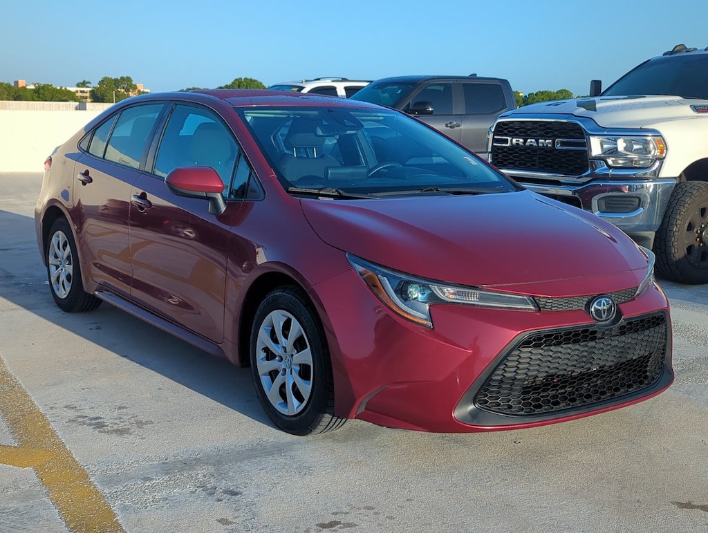 Used 2022 Toyota Corolla LE Sedan