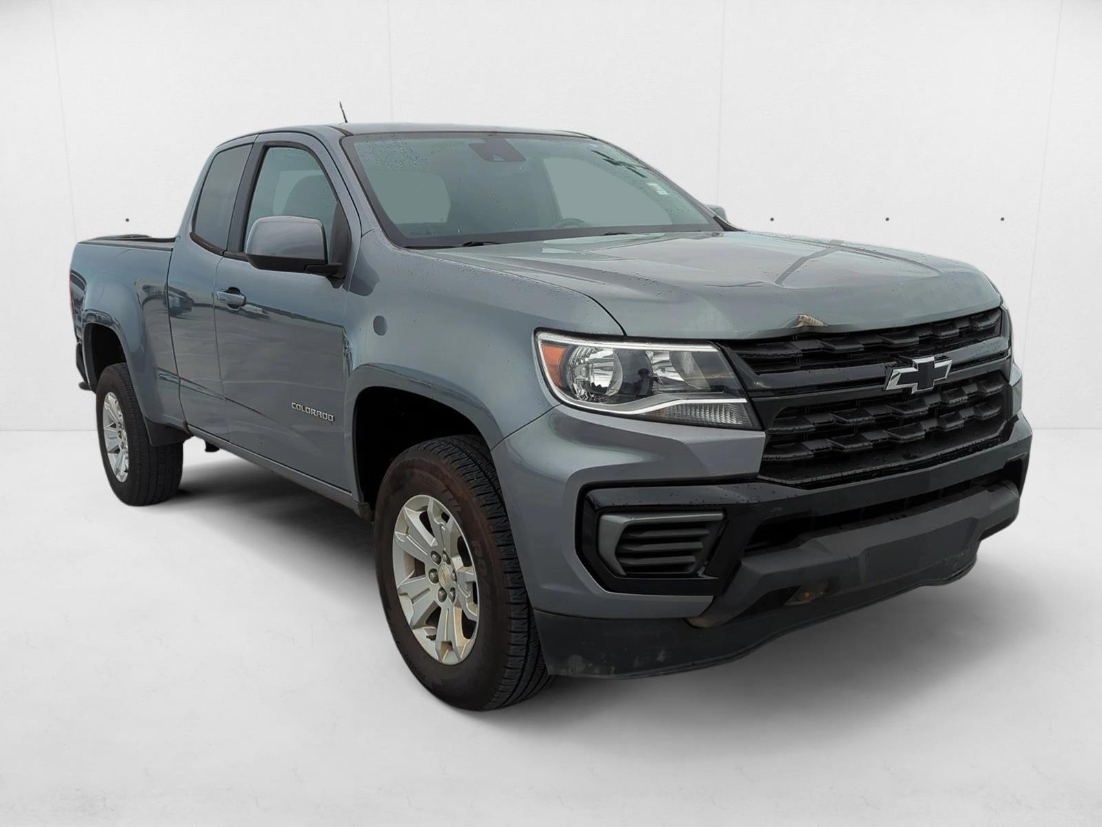 2022 Chevrolet Colorado LT photo 3