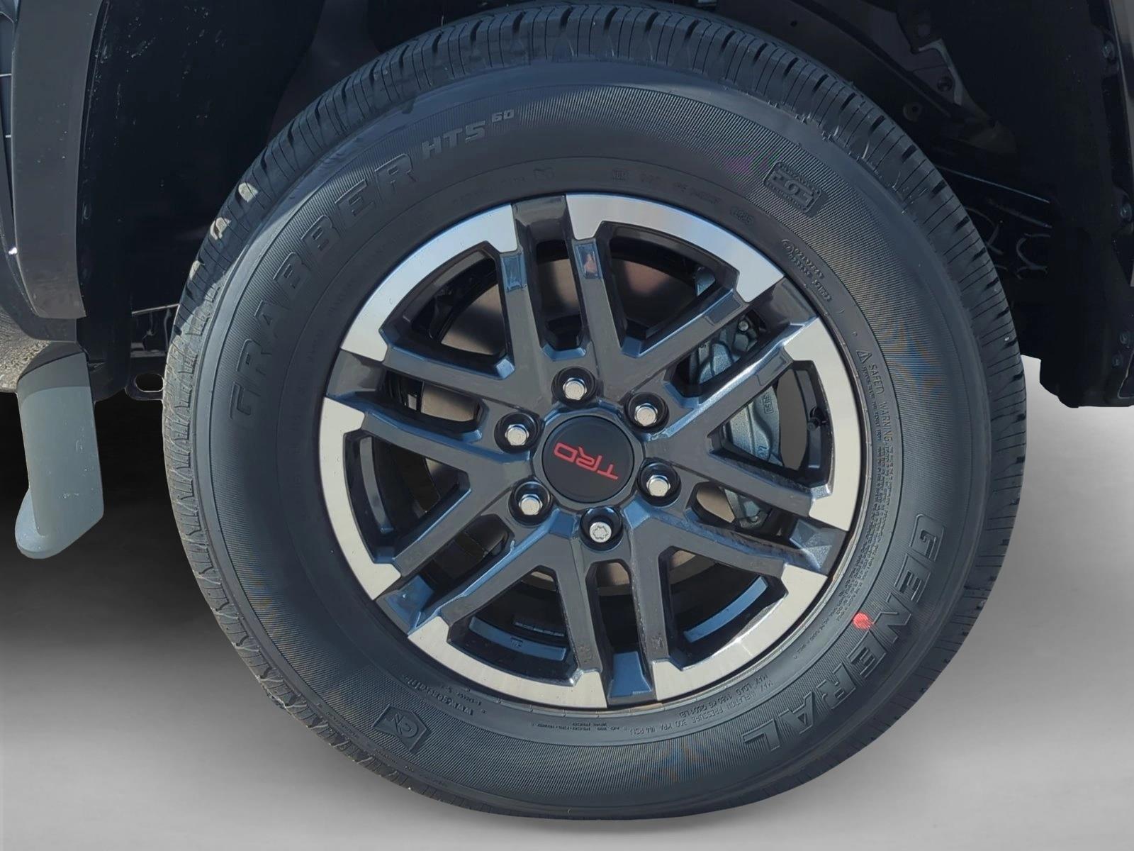 2025 Toyota Tacoma TRD Sport - Photo 10