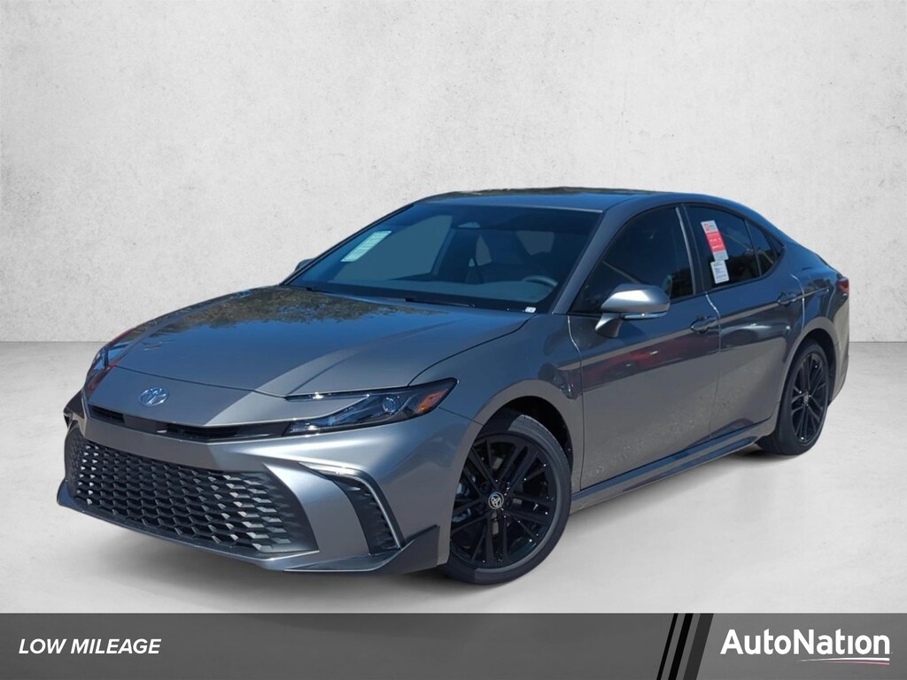 Used 2026 Toyota Camry SE Sedan