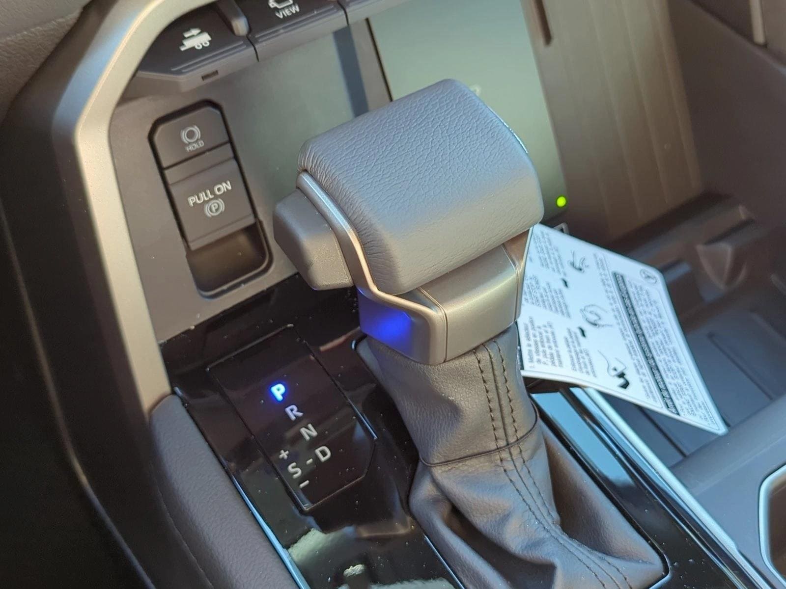 2025 Toyota Tundra Limited - Photo 12