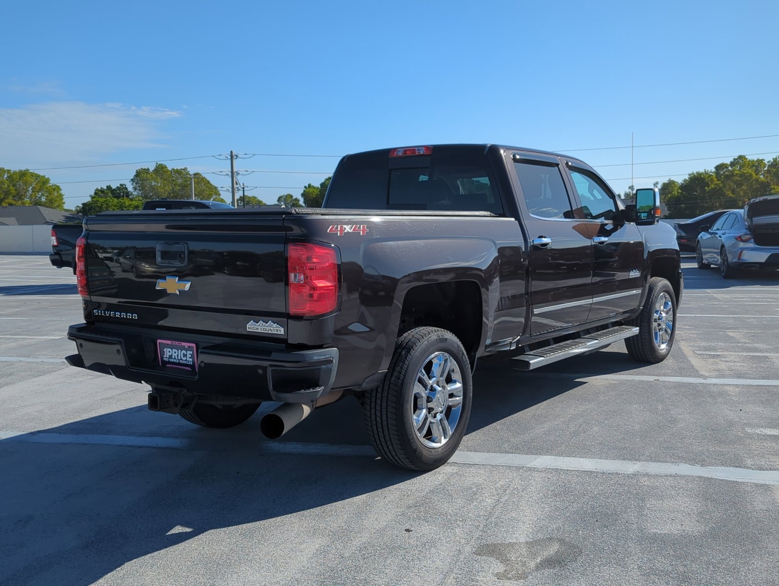 2018 Chevrolet Silverado 2500HD High Country photo 3