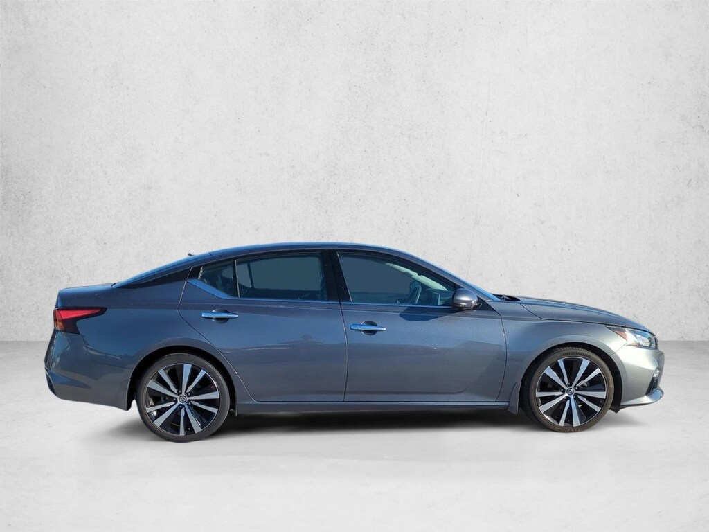 Used 2020 Nissan Altima 2.0 Platinum Sedan