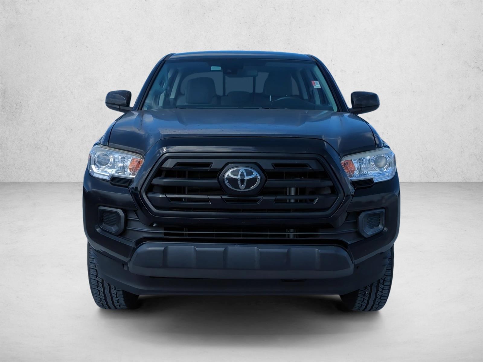 2019 Toyota Tacoma SR Double Cab photo 2