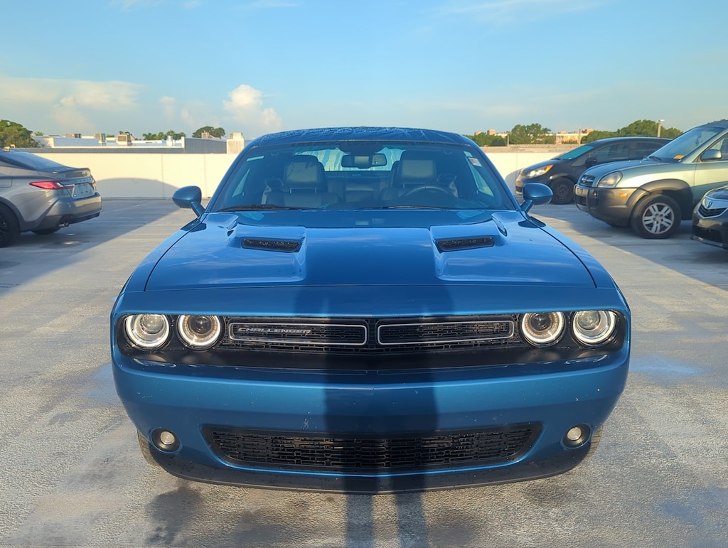 Used 2021 Dodge Challenger SXT Coupe