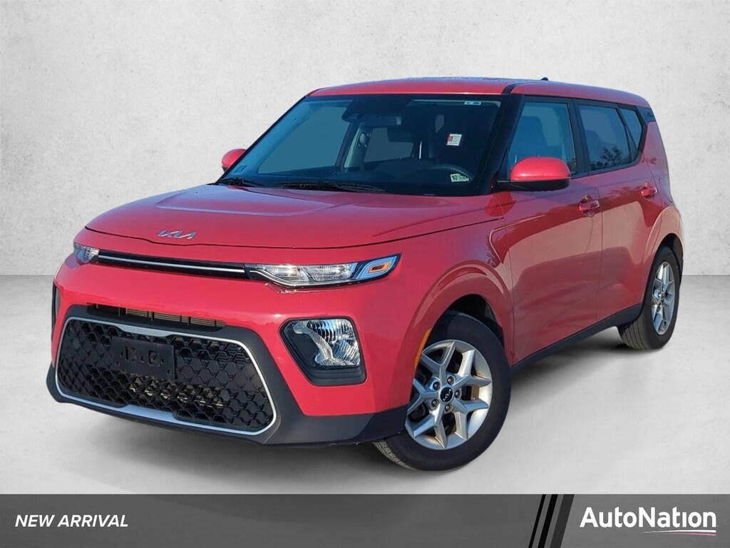 Used 2022 Kia Soul LX Hatchback