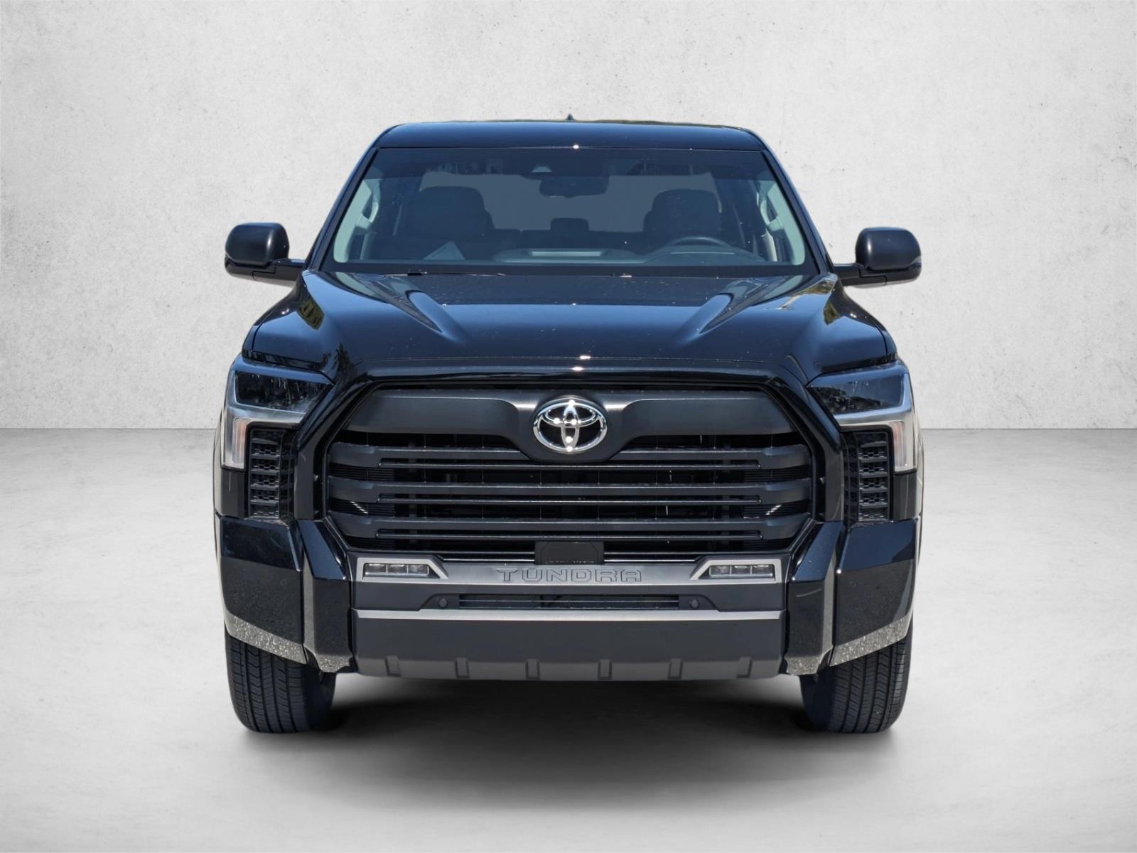 2024 Toyota Tundra SR5 CrewMax photo 2