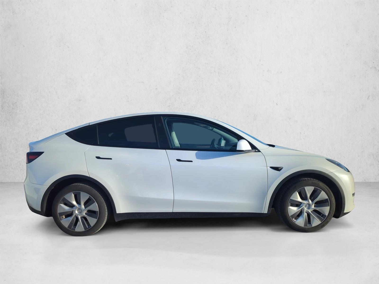 Used 2024 Tesla Model Y Long Range SUV
