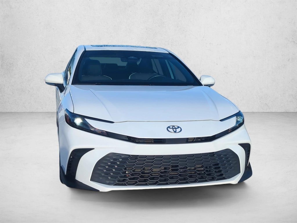 Used 2025 Toyota Camry SE Sedan
