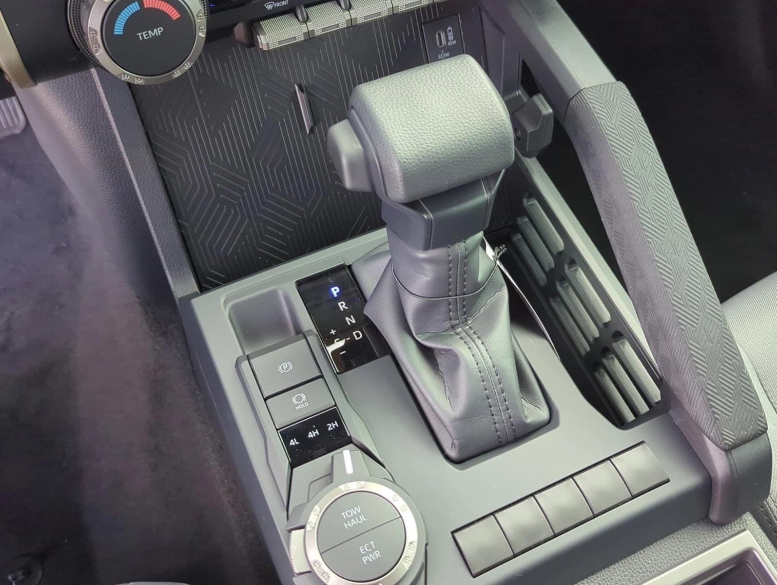 2026 Toyota Tacoma SR5 - Photo 23