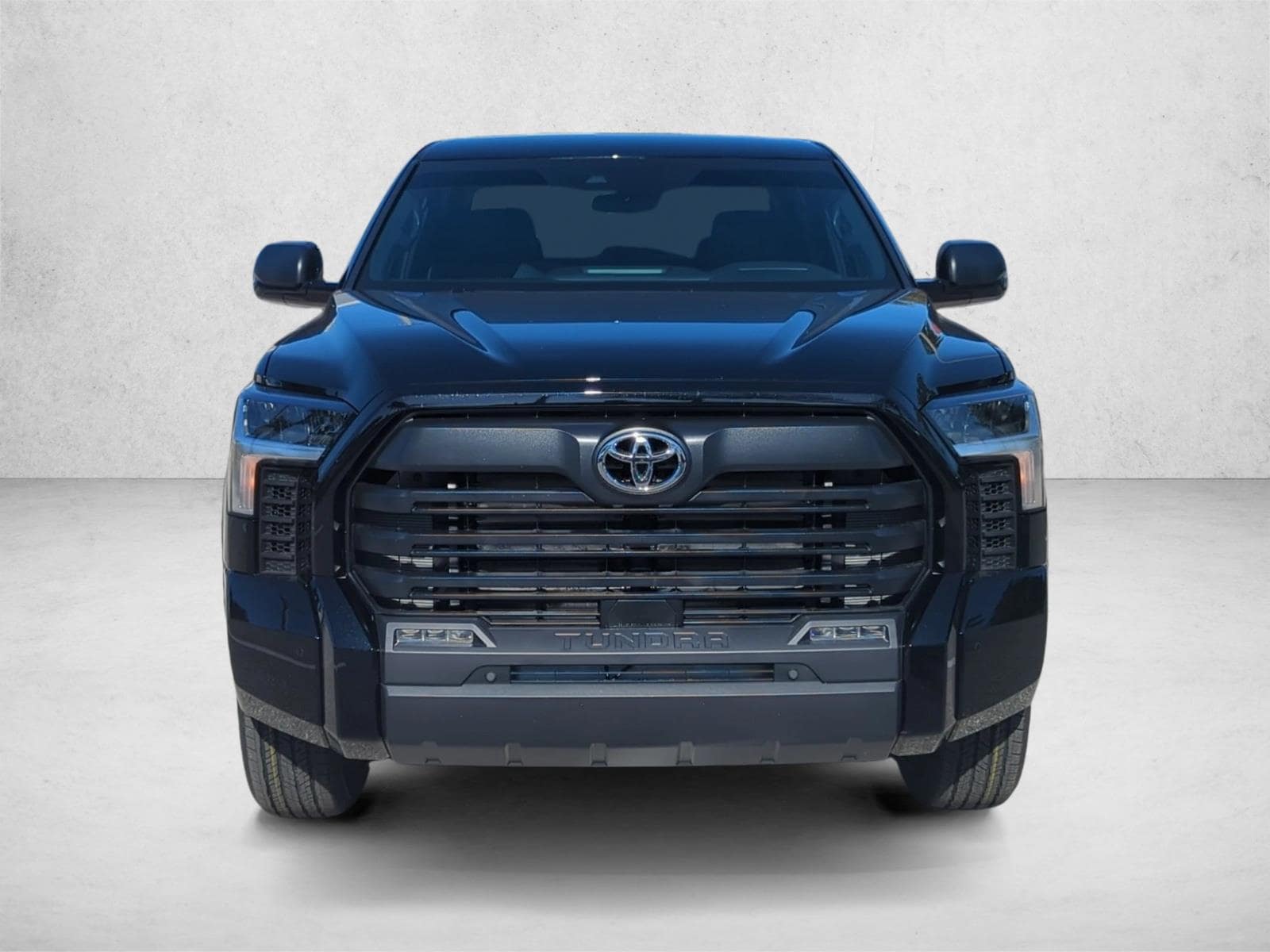 2025 Toyota Tundra SR5 - Photo 6