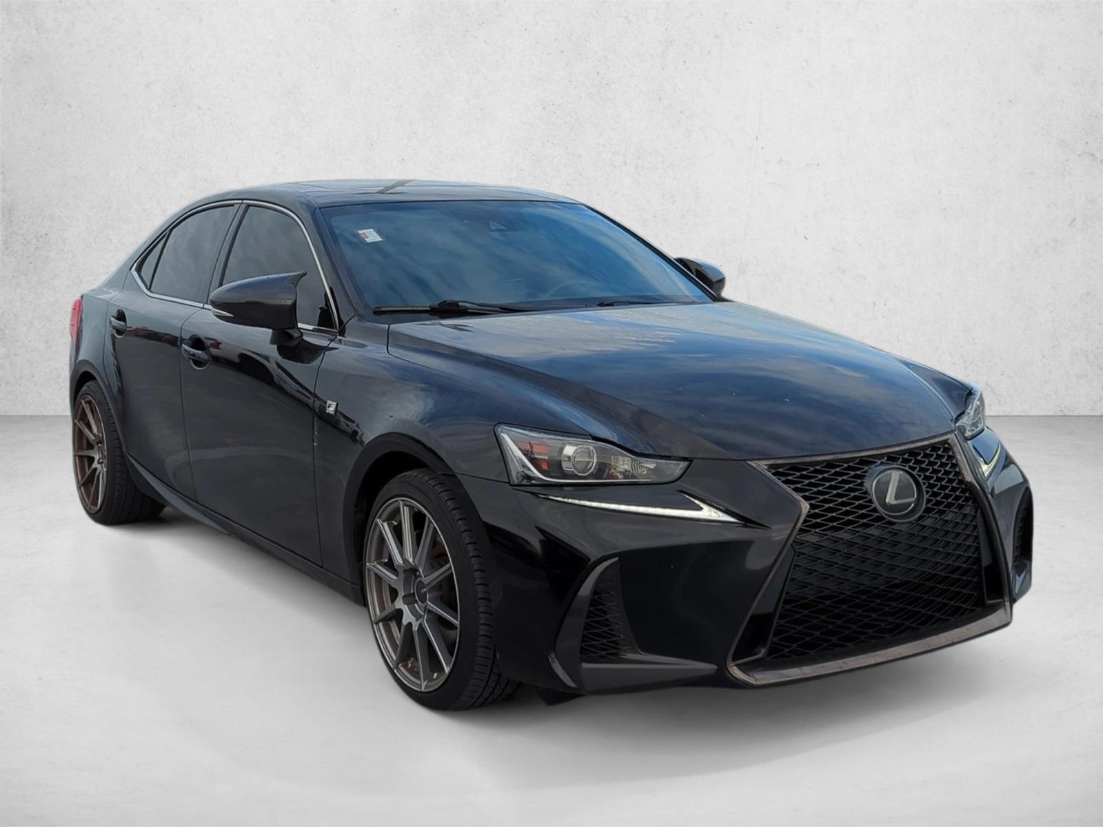 2018 Lexus IS 350 F SPORT photo 3
