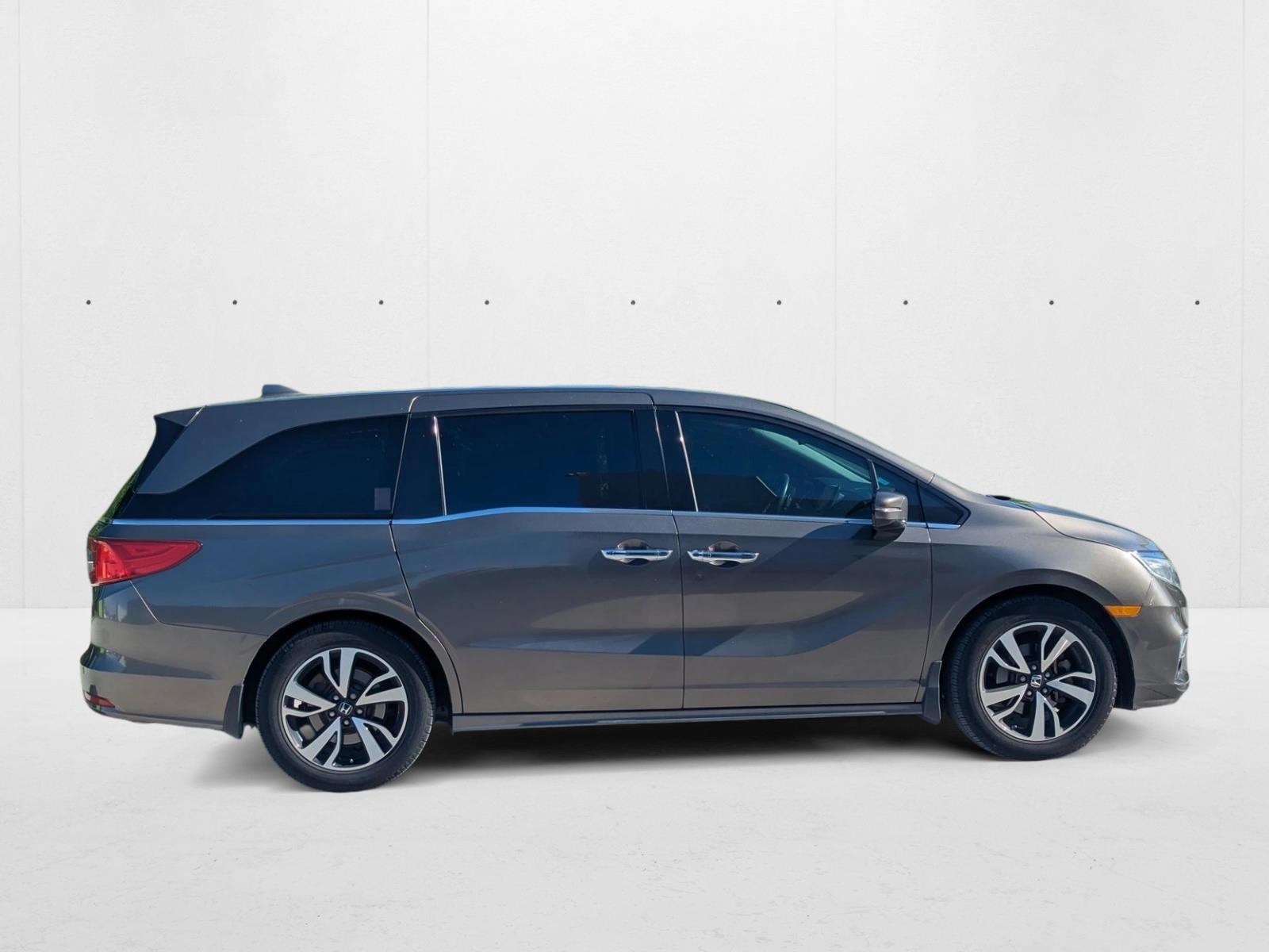 2019 Honda Odyssey Elite photo 4