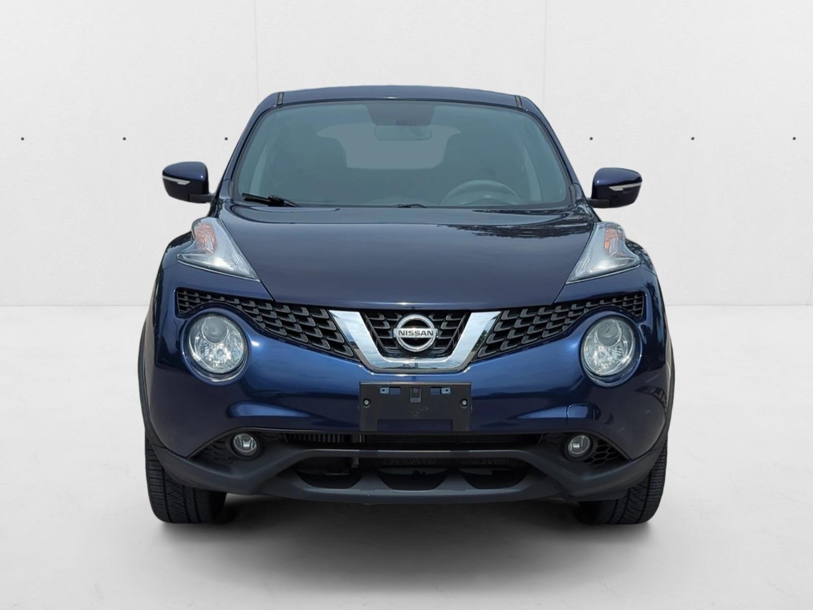 2015 Nissan Juke SL photo 2