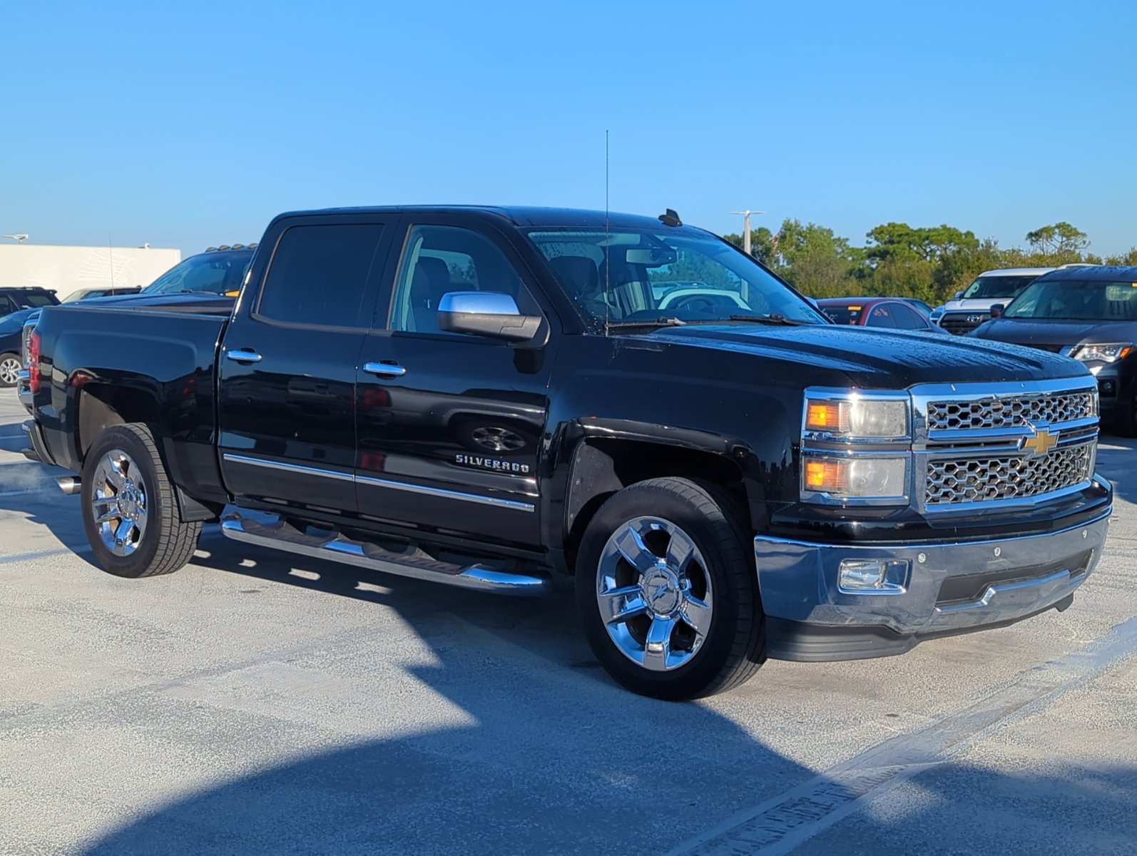 2014 Chevrolet Silverado 1500 LTZ photo 3