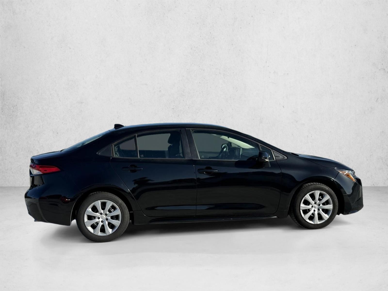 2020 Toyota Corolla LE photo 4