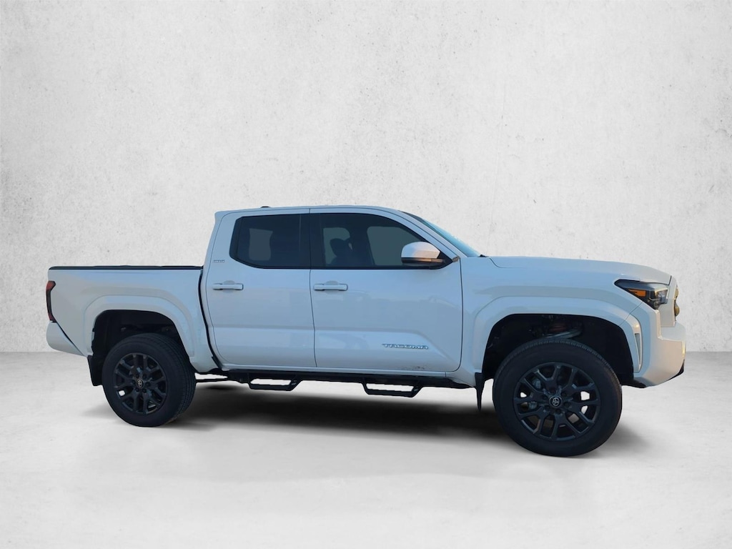 Used 2025 Toyota Tacoma SR5 Truck Double Cab