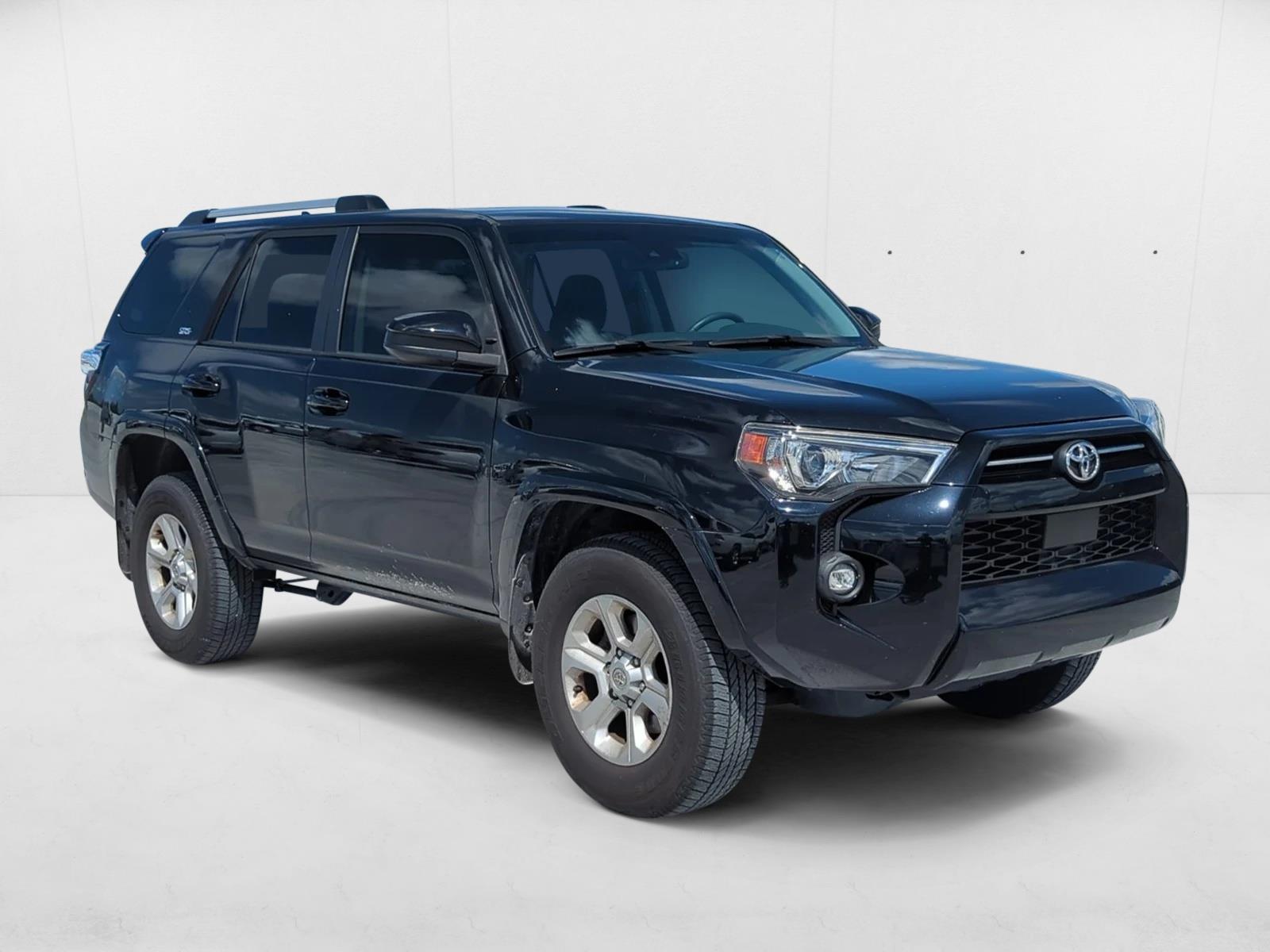 2023 Toyota 4Runner SR5 2WD photo 3