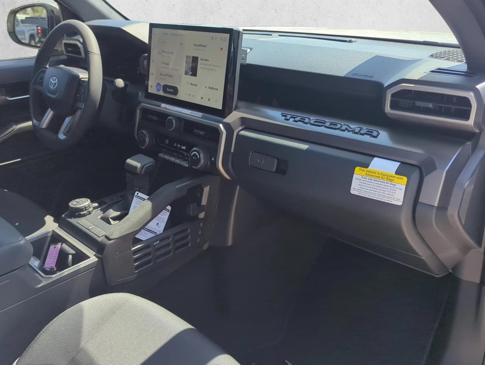 2025 Toyota Tacoma TRD Off Road - Photo 27