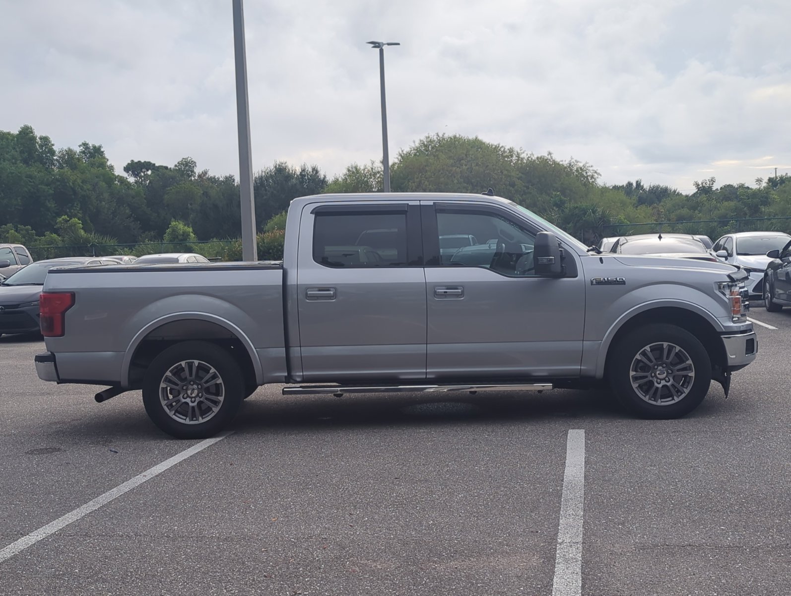 2020 Ford F-150 Lariat photo 4