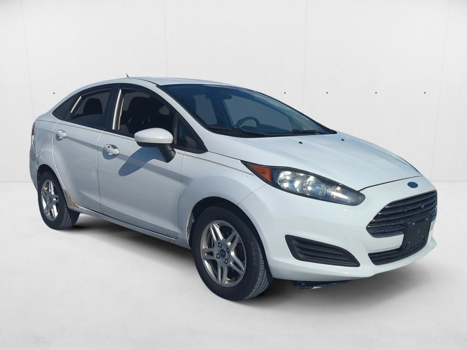 2017 Ford Fiesta SE photo 3