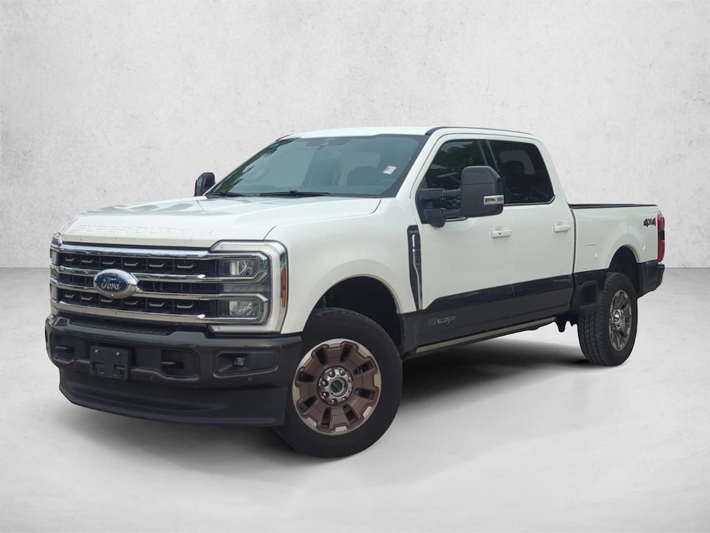 Used 2025 Ford F-250 King Ranch Truck Crew Cab