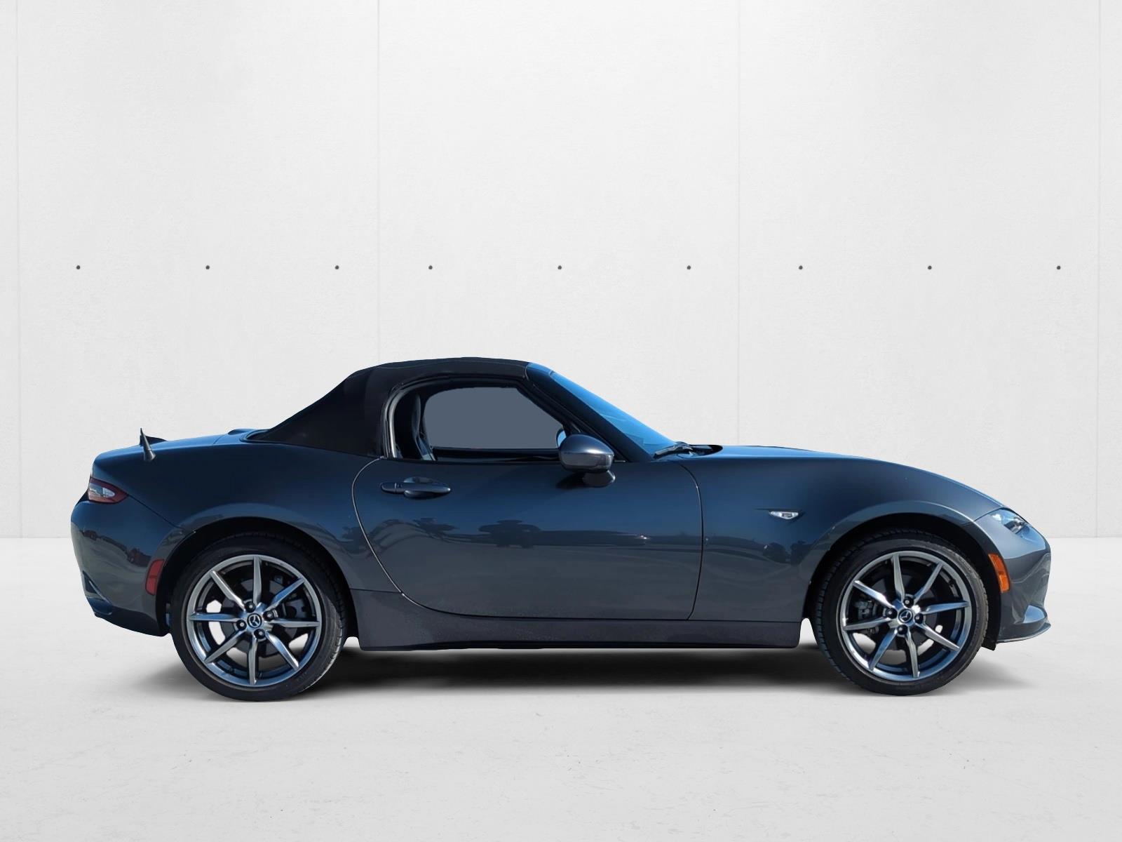 2022 Mazda MX-5 Miata Miata Grand Touring photo 4