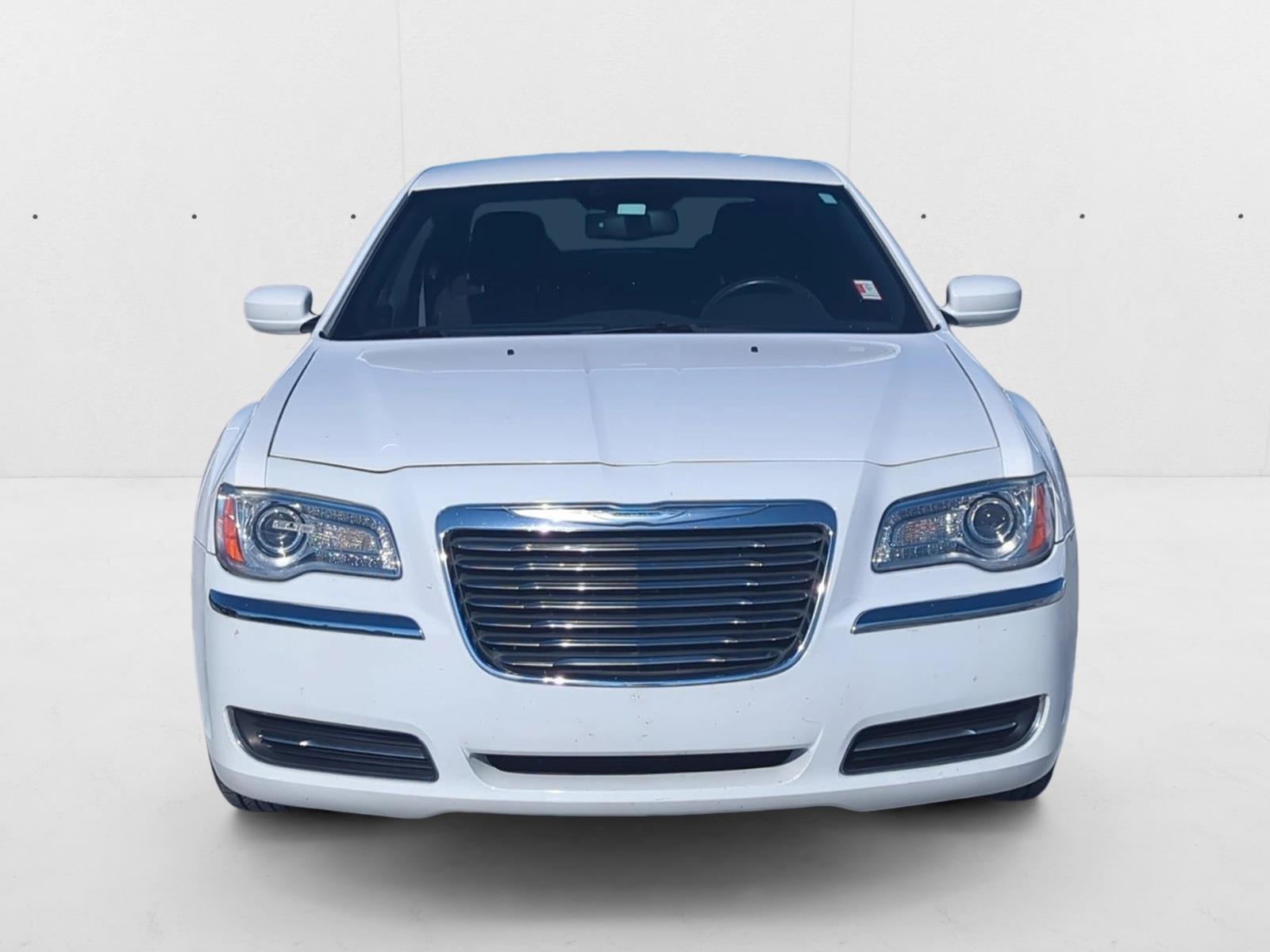 2012 Chrysler 300 Base Limited photo 2