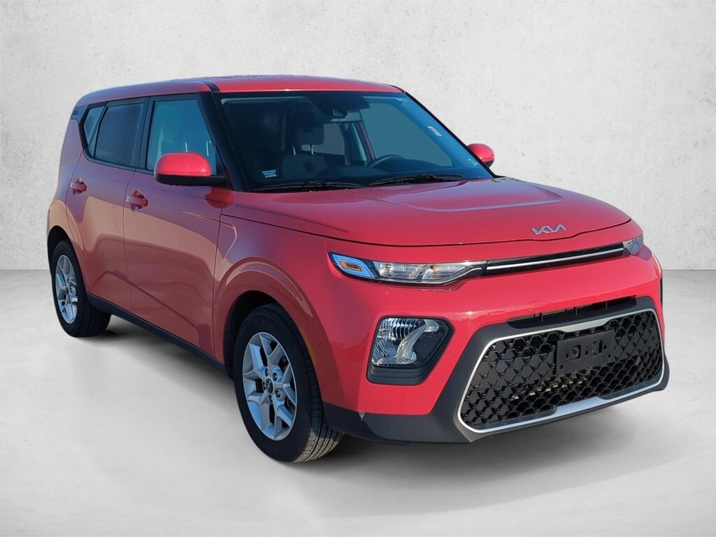 Used 2022 Kia Soul LX Hatchback