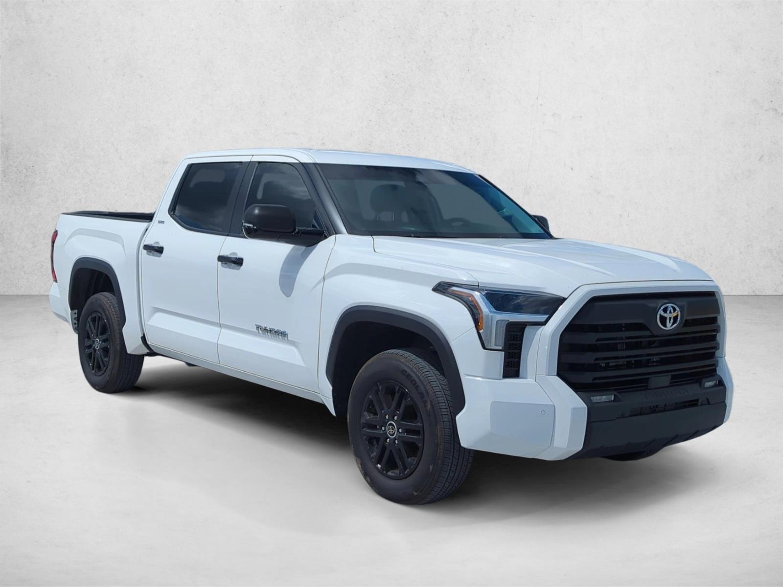 2024 Toyota Tundra SR5 photo 3