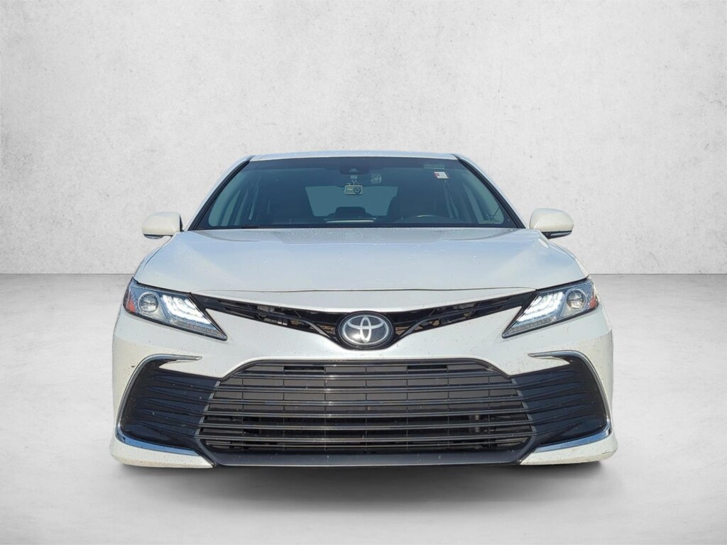 Used 2022 Toyota Camry XLE Sedan