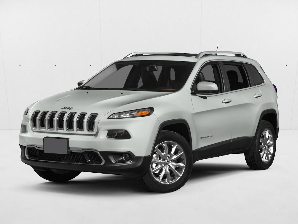 Used 2015 Jeep Cherokee Latitude 4x4 SUV