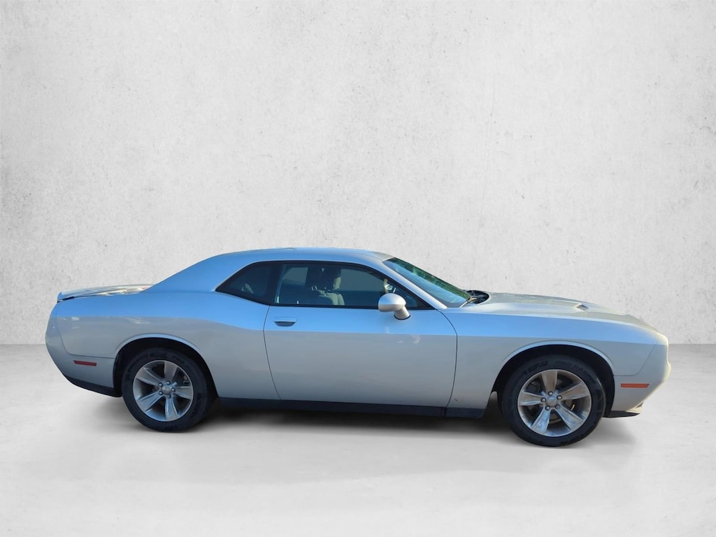 Used 2019 Dodge Challenger SXT Coupe