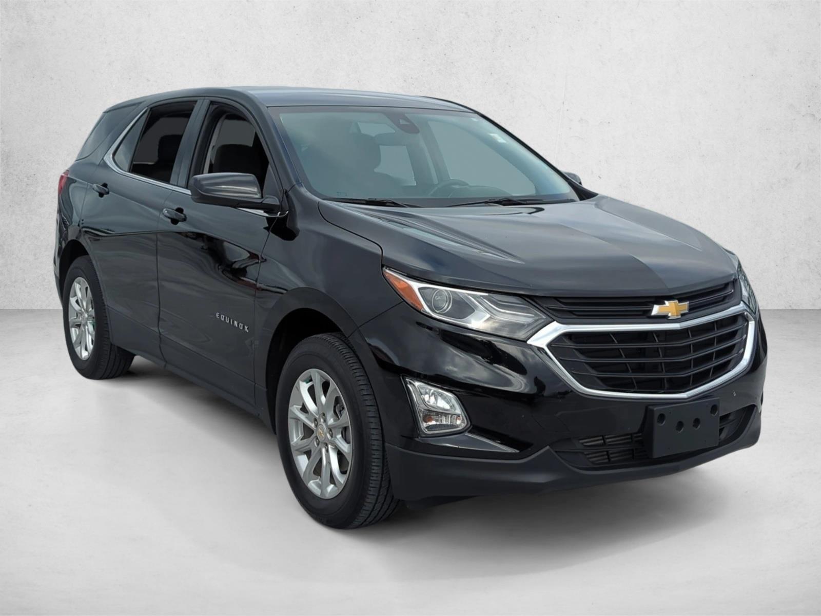 2020 Chevrolet Equinox LT photo 3