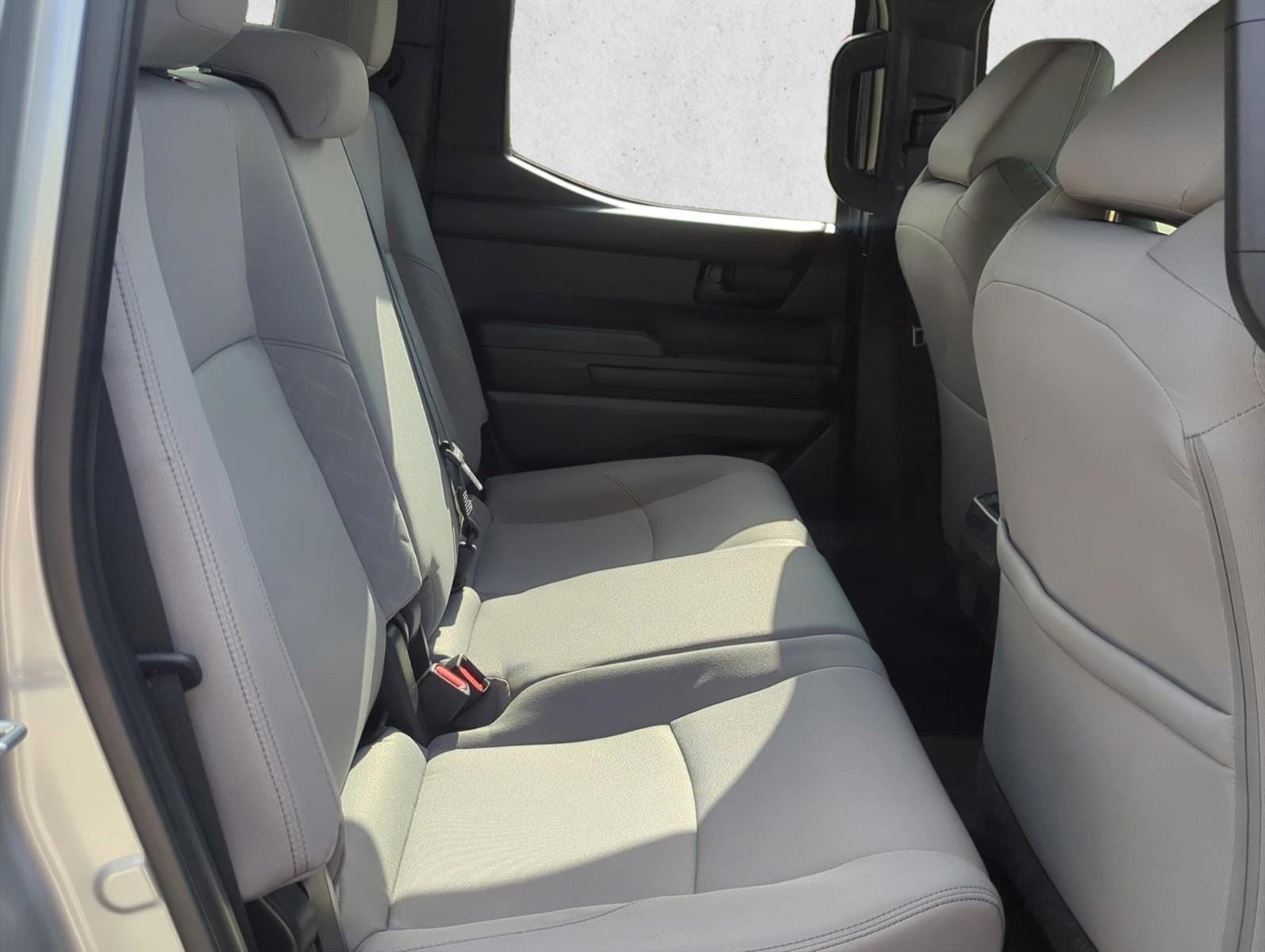 2024 Toyota Tacoma SR5 - Photo 24