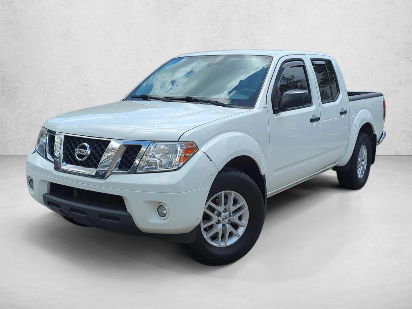 2020 Nissan Frontier SV Crew Cab 4X2 SWB's photo