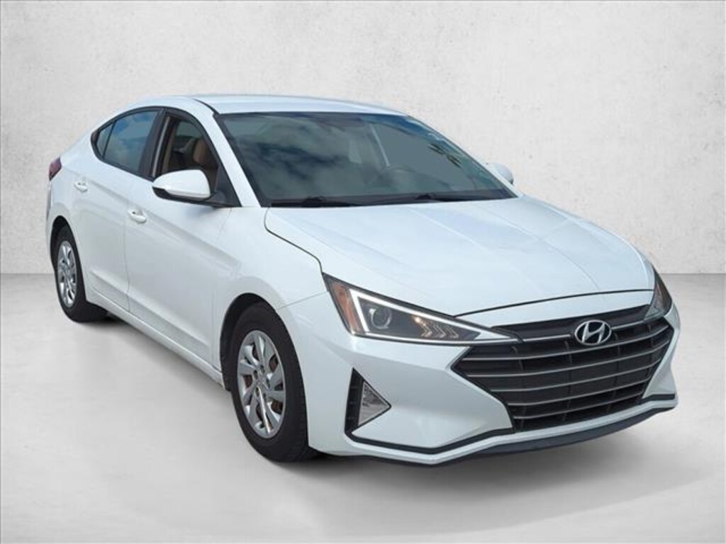 Used 2020 Hyundai Elantra SE Sedan