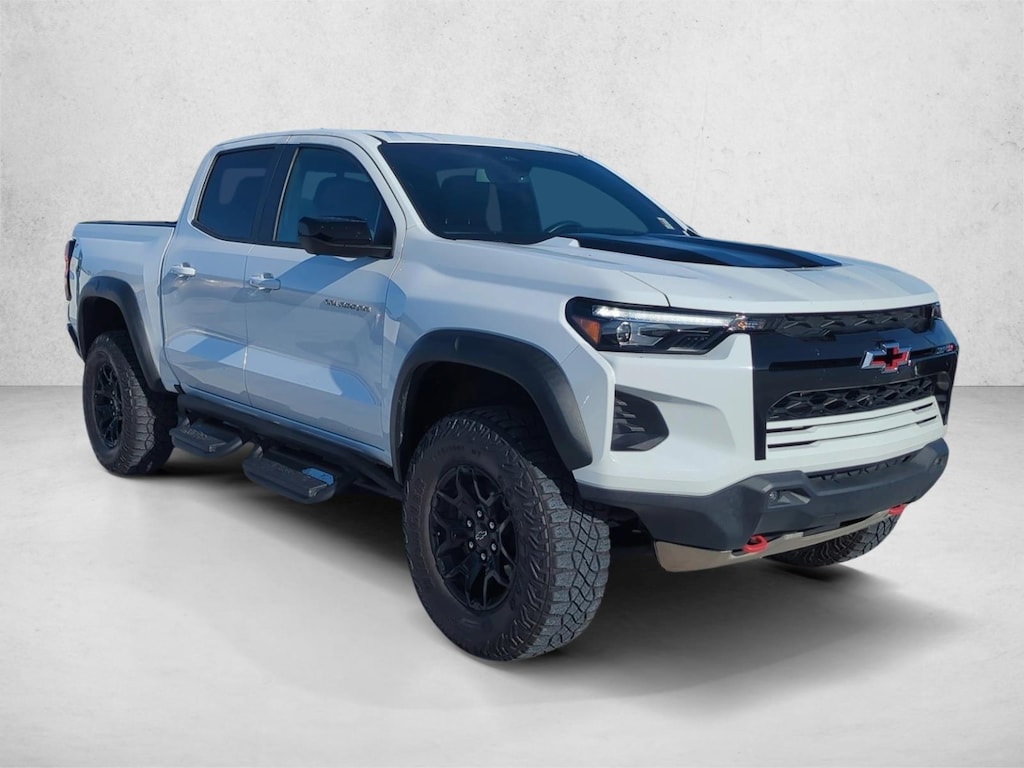 Used 2025 Chevrolet Colorado ZR2 Truck Crew Cab