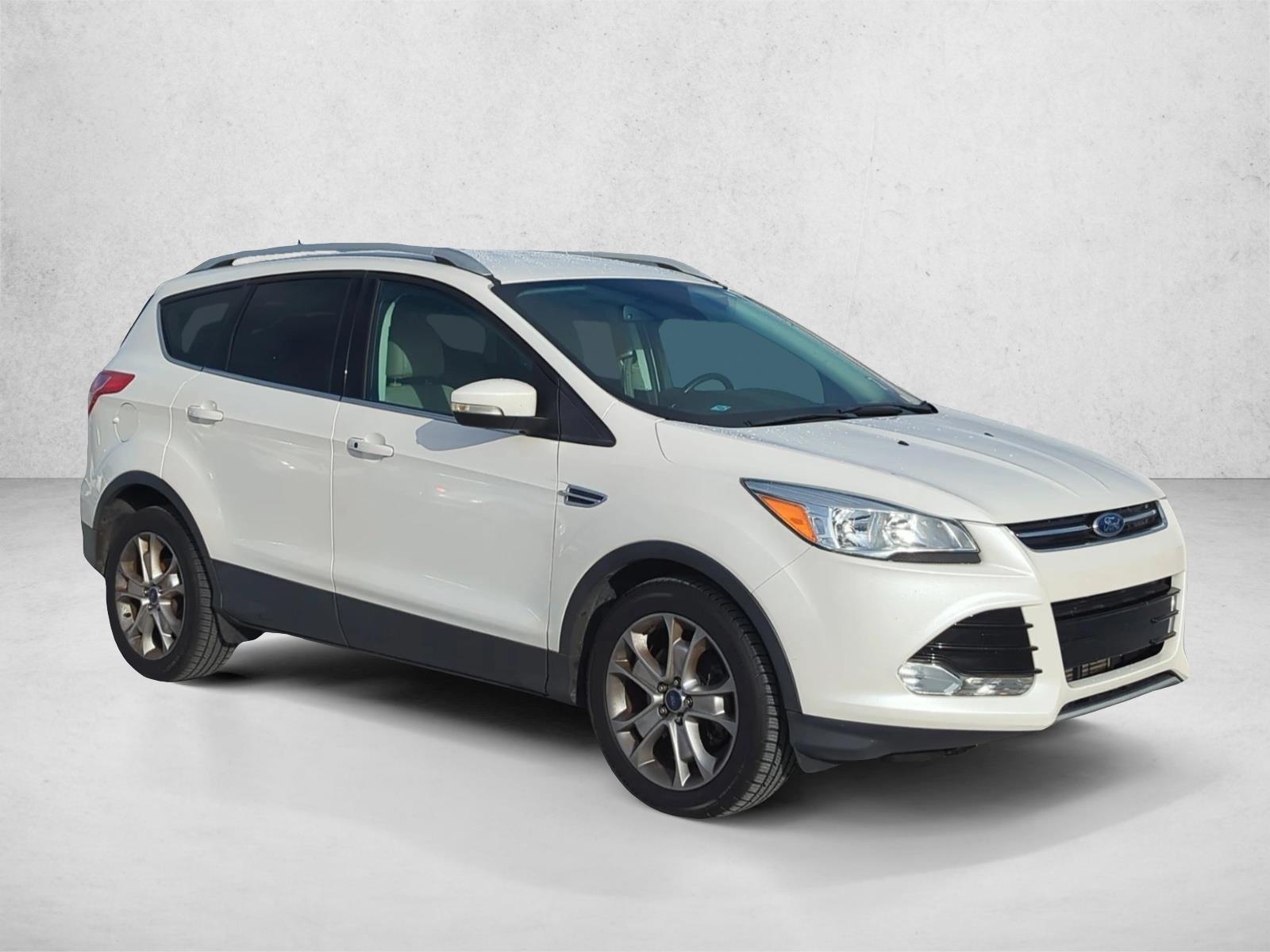 2016 Ford Escape Titanium photo 3