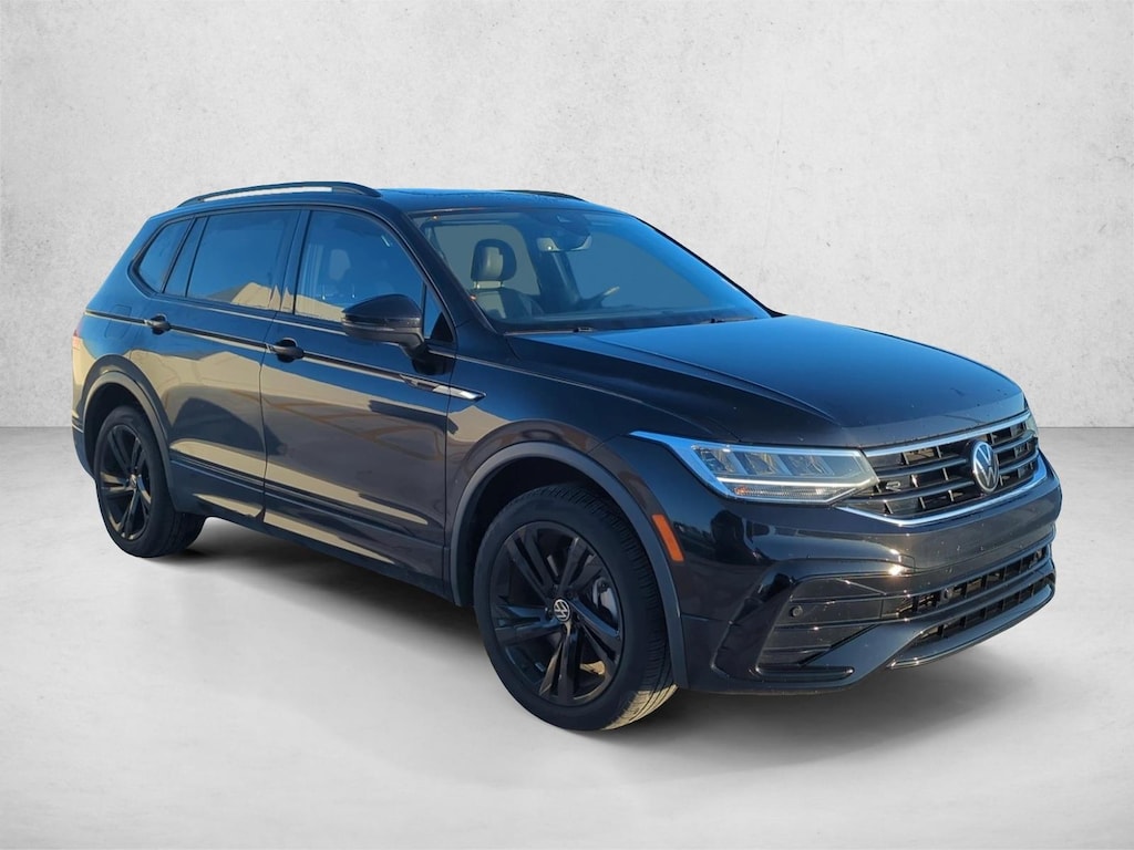 Used 2023 Volkswagen Tiguan 2.0T SE R-Line Black SUV