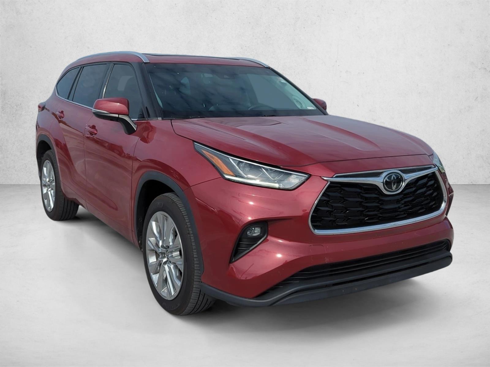 2023 Toyota Highlander Limited photo 3