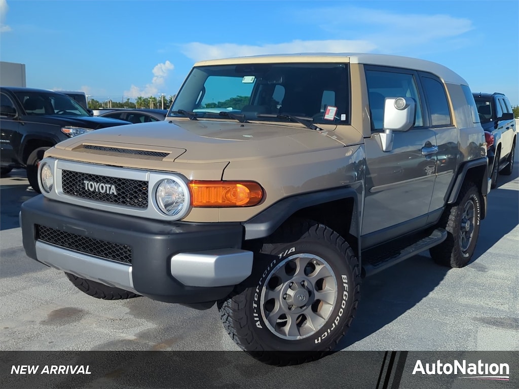 Used 2011 Toyota FJ Cruiser Base SUV