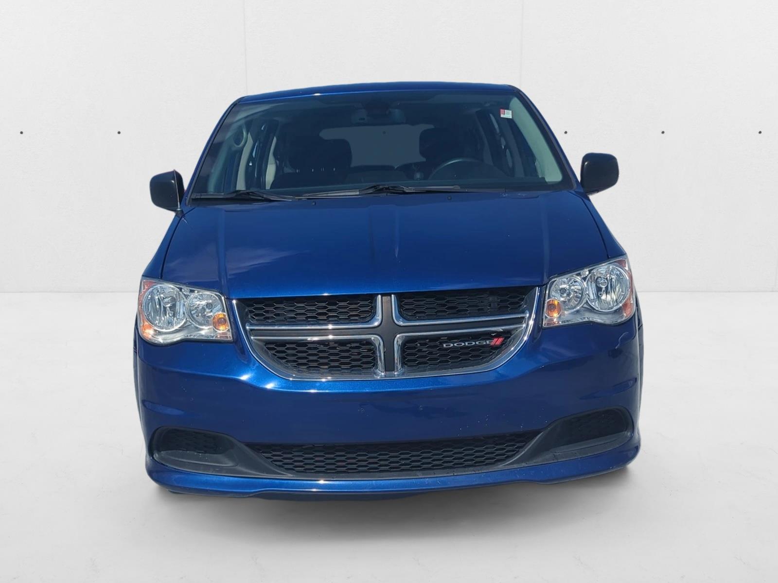 2019 Dodge Grand Caravan SE photo 2