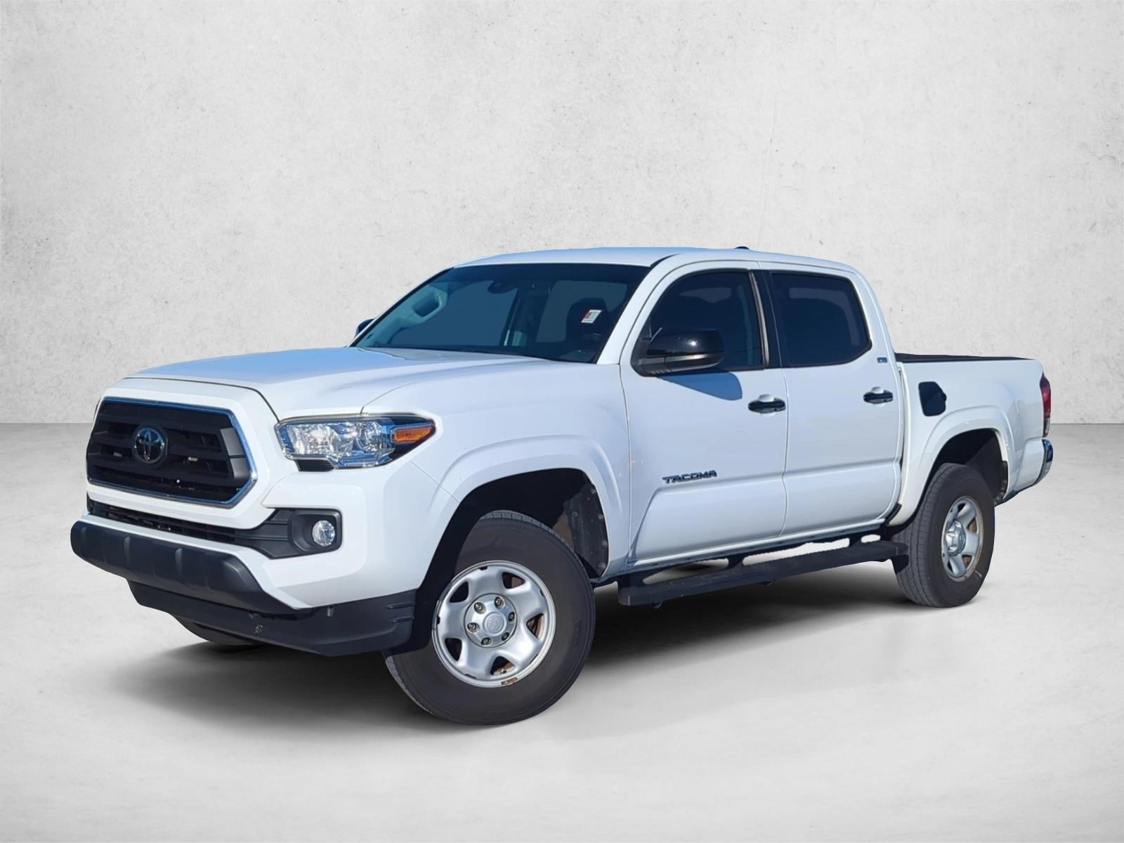 2020 Toyota Tacoma SR5's photo