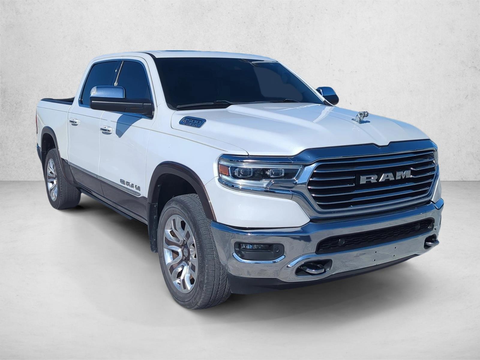 2019 Ram 1500 Longhorn photo 3