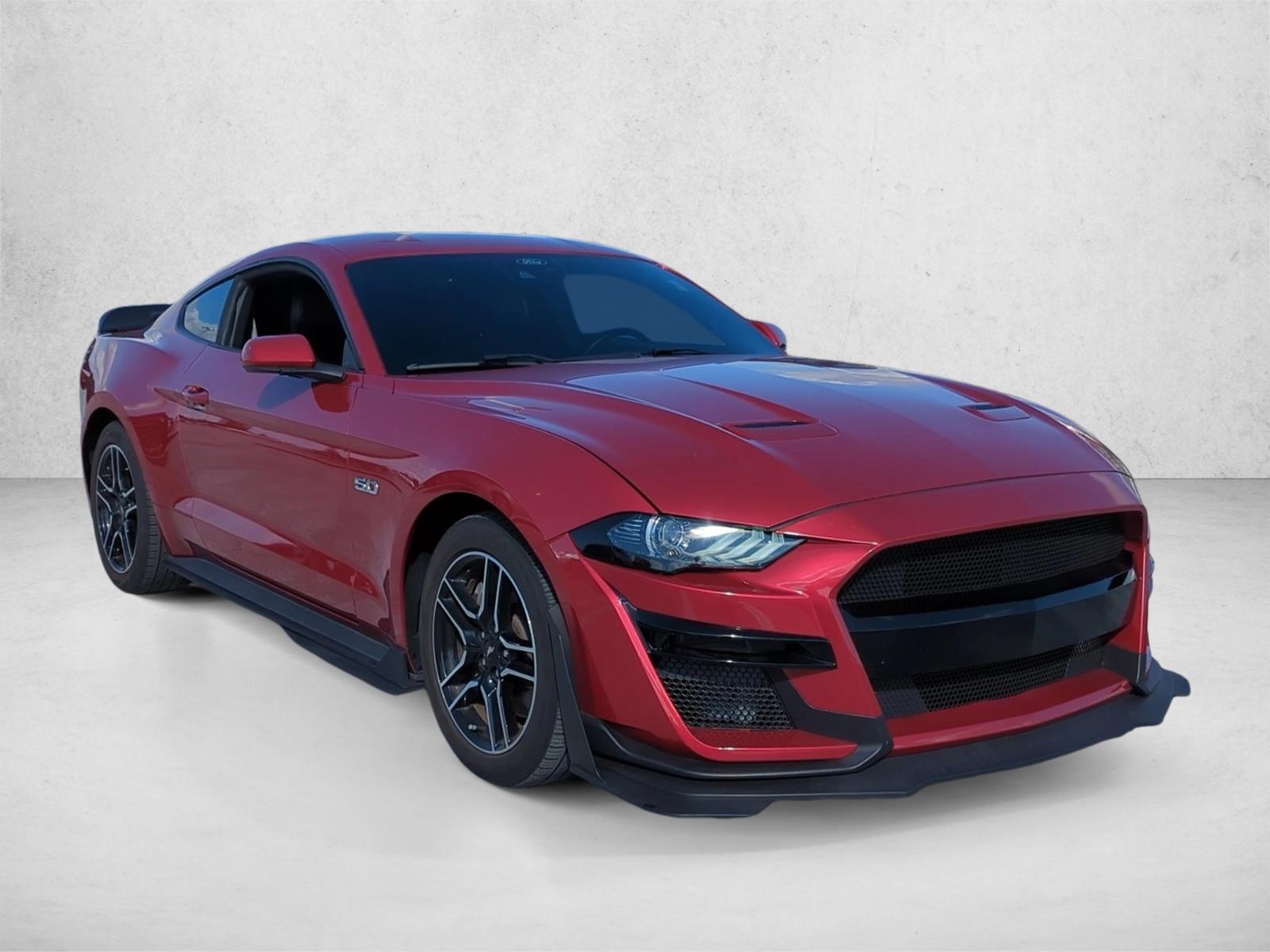 2022 Ford Mustang GT Premium photo 3